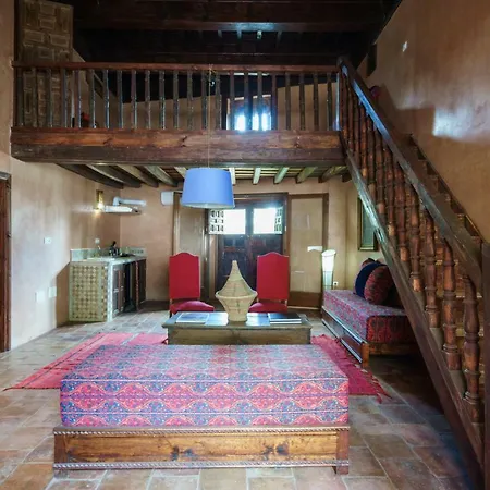 Palacio Conde De Cabra Apartment *