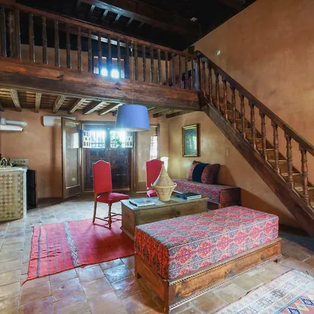 Palacio Conde De Cabra Apartment Granada