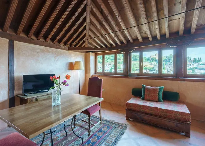 Palacio Conde De Cabra Apartmán *